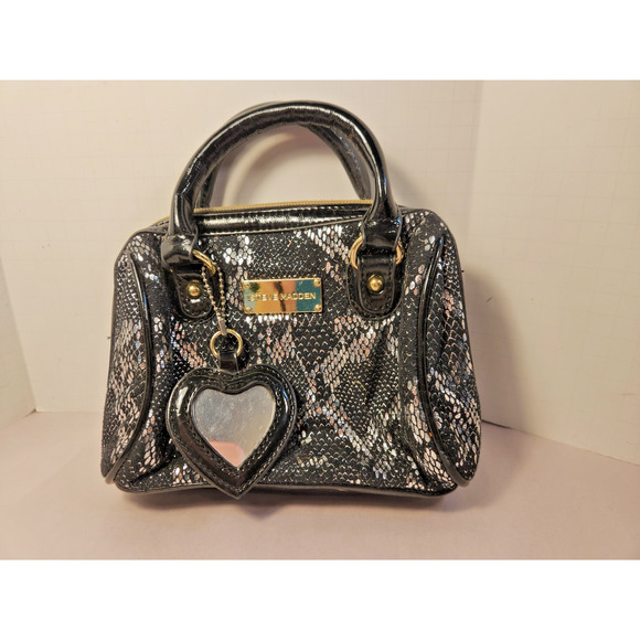 Steve Madden Small Cloth Bag Purse Black & Silver with Heart Shaped Mirror - Picture 1 of 11